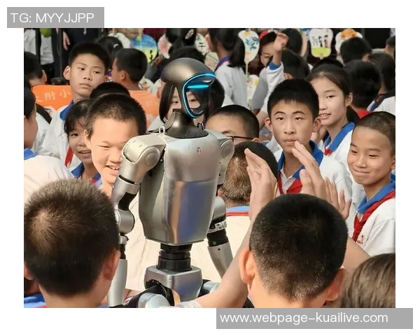 徐昕：在科技与人文交汇处探索未来教育的新模式与新路径